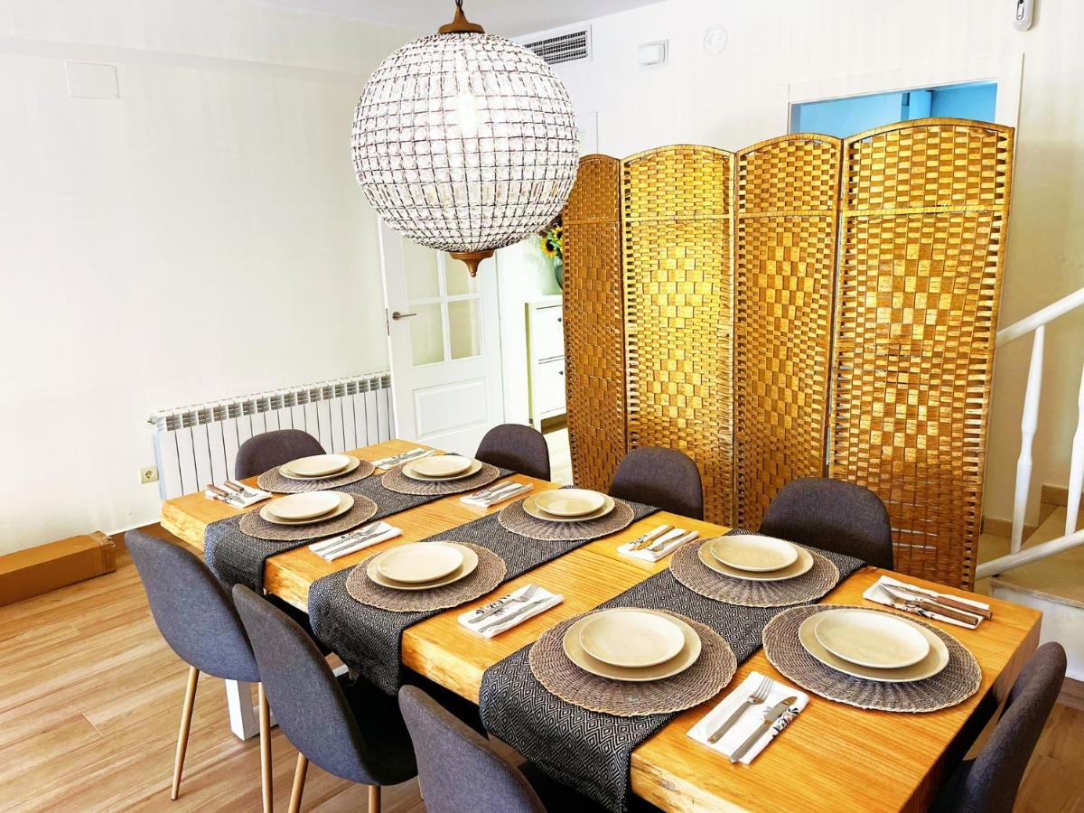 Cheerful Townhouse Center Sitges 5 Bedrooms Pool And Terrace Экстерьер фото